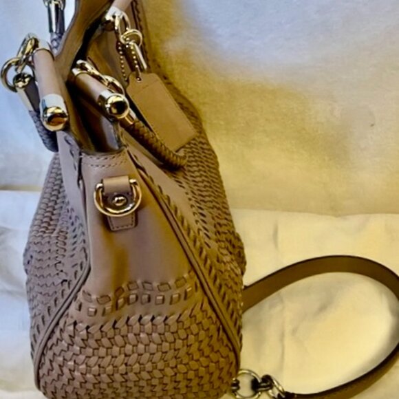 COACH MADISON CAROLINE DOWEL SATCHEL - Picture 3 of 7